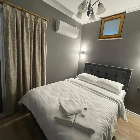 Grand Ahtamar Hotel