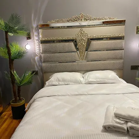Hotel Grand Ahtamar 4*